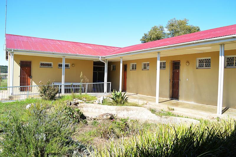 9 Bedroom Property for Sale in Joubertina Eastern Cape